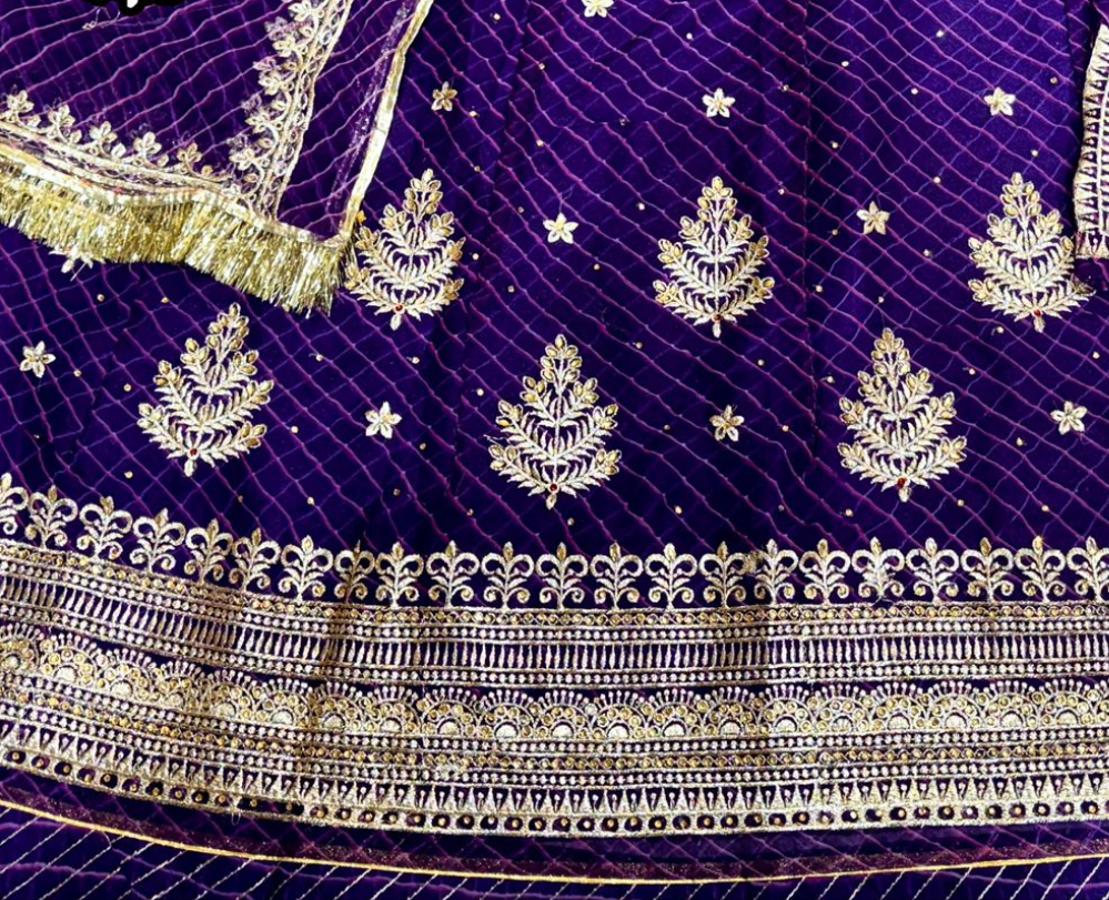 Premium Lehariya Poshak