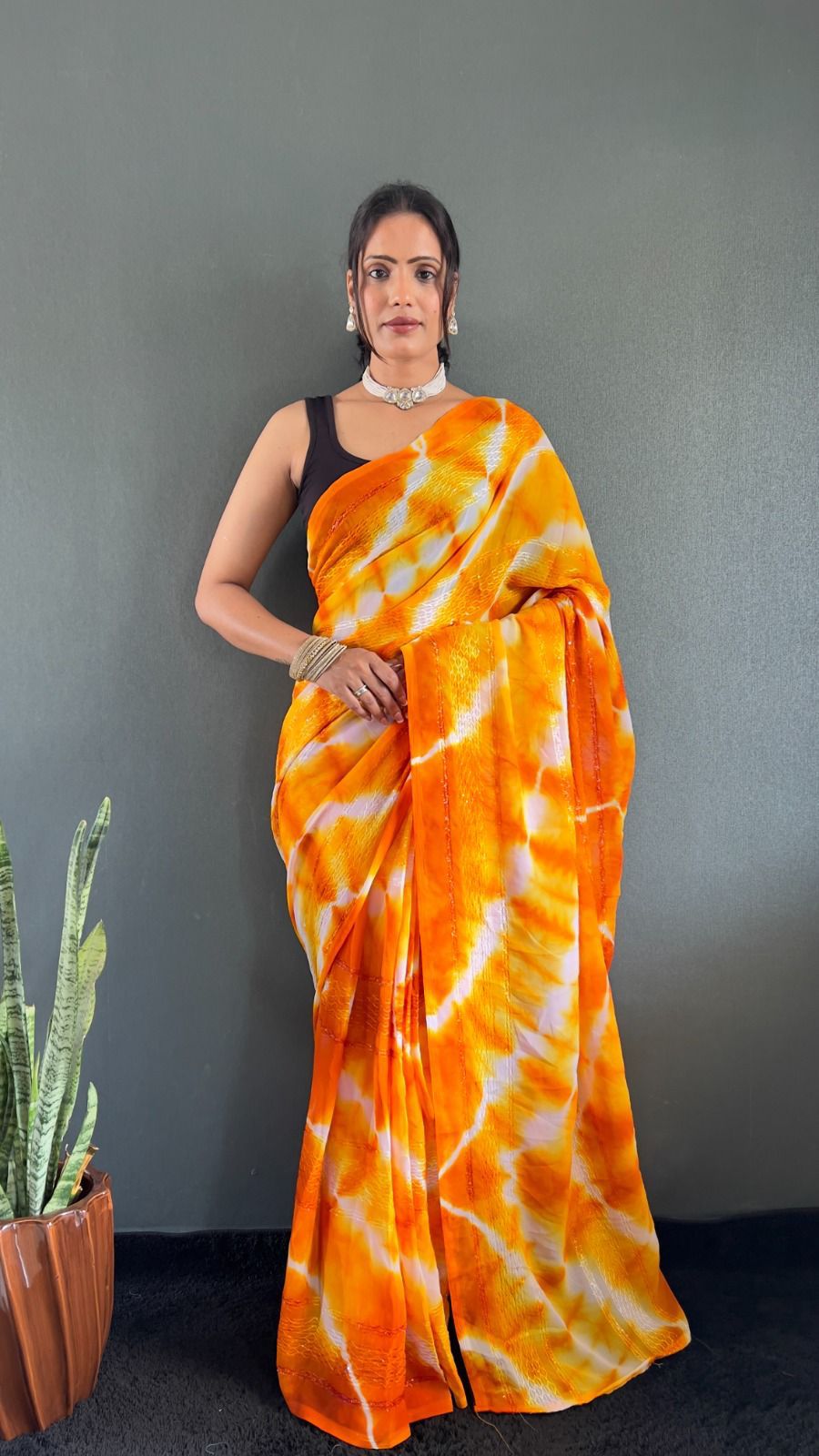 Glam Glow Georgette 1-Min Saree