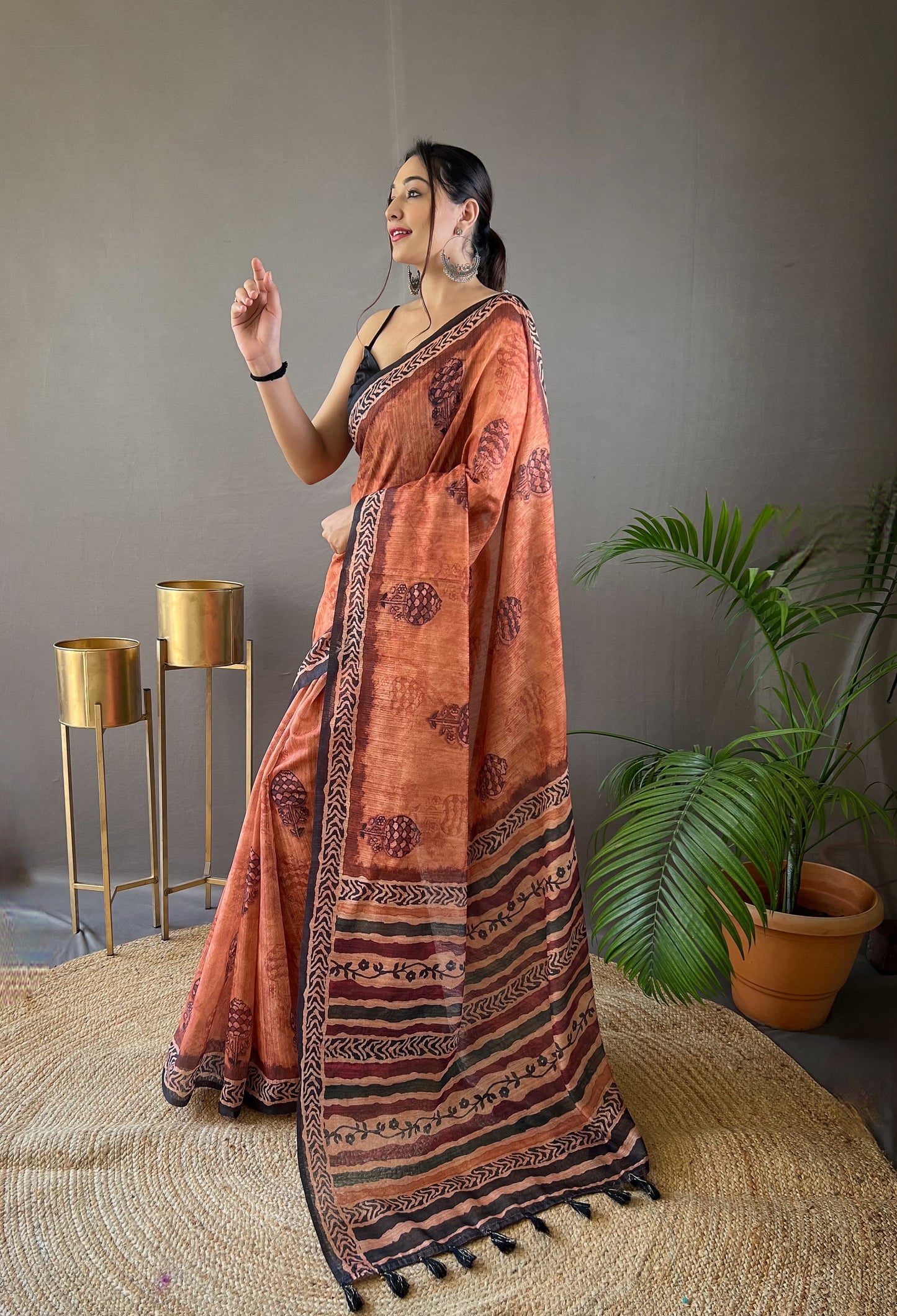 Tassel Grace Tussar Cotton Silk Saree