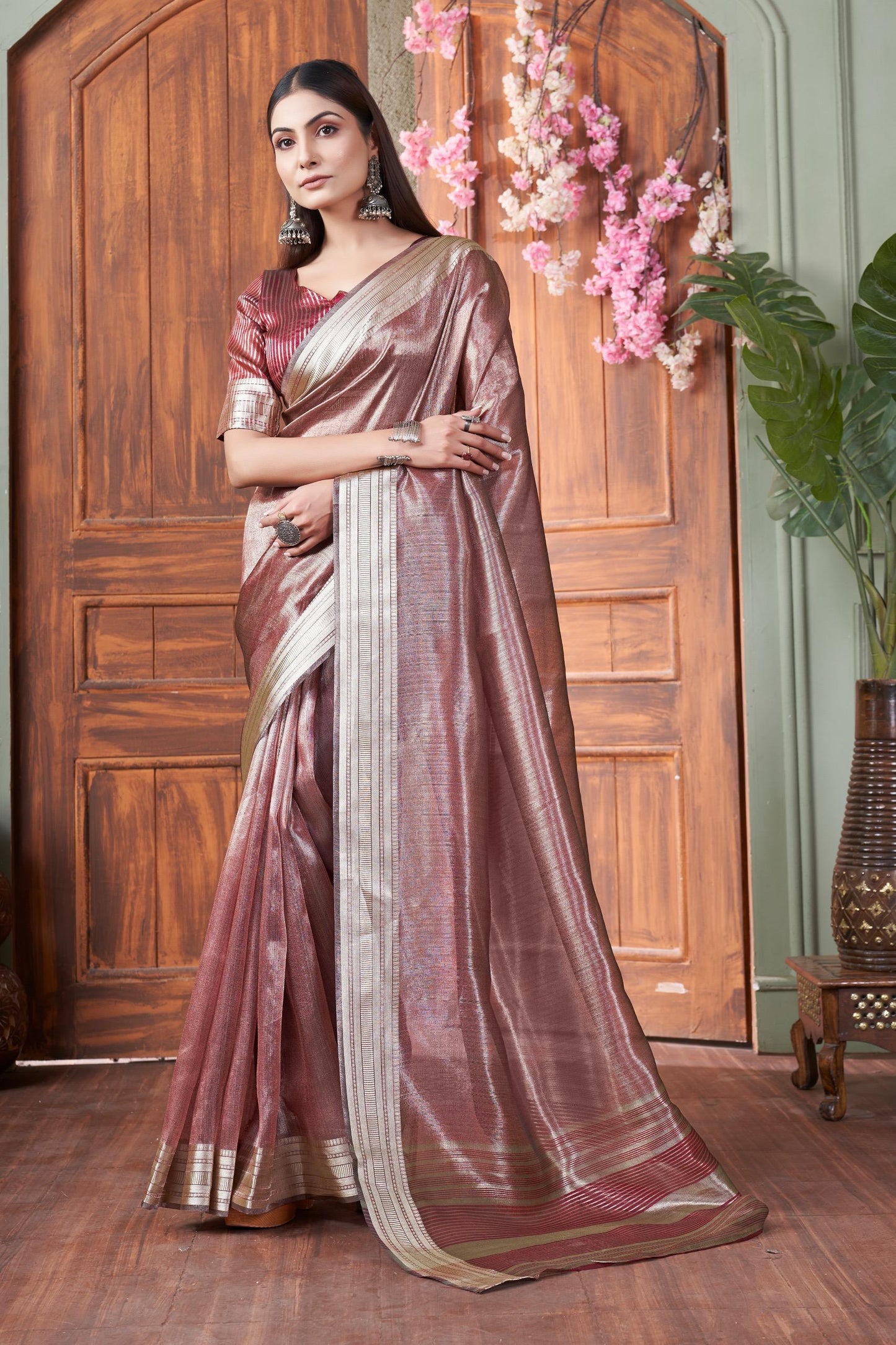 Golden Glimmer Tissue Silk Saree