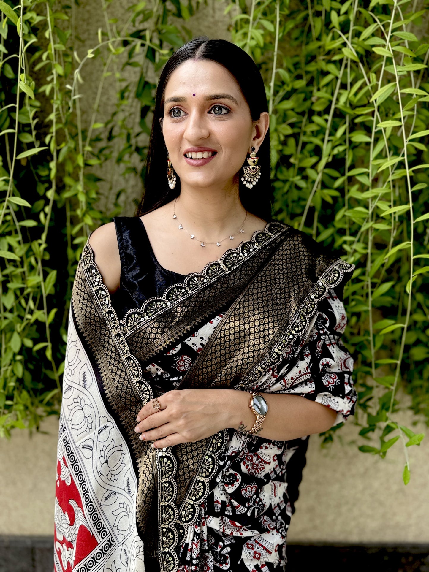 Lace Grace Semi Dola Saree