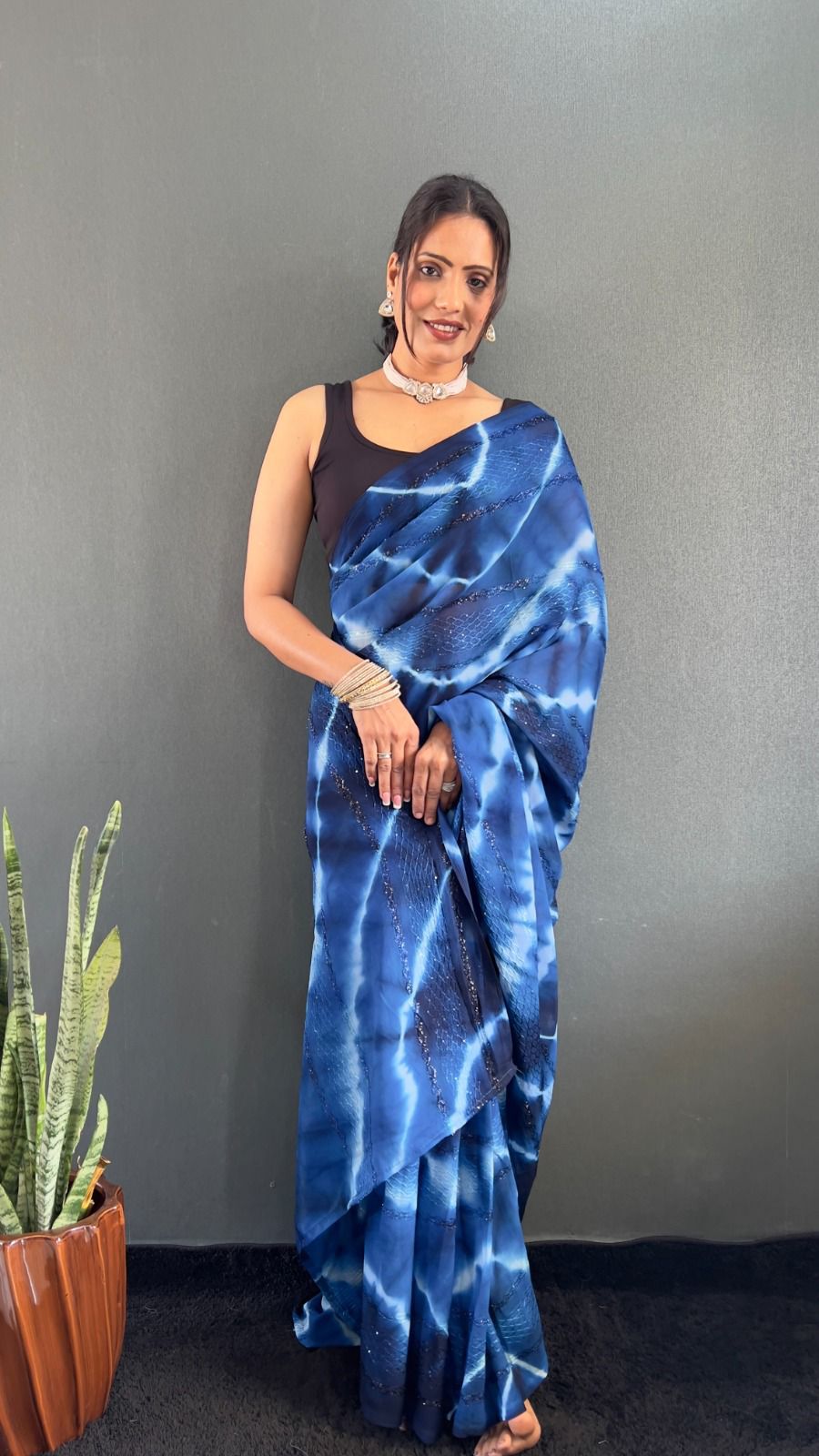 Glam Glow Georgette 1-Min Saree