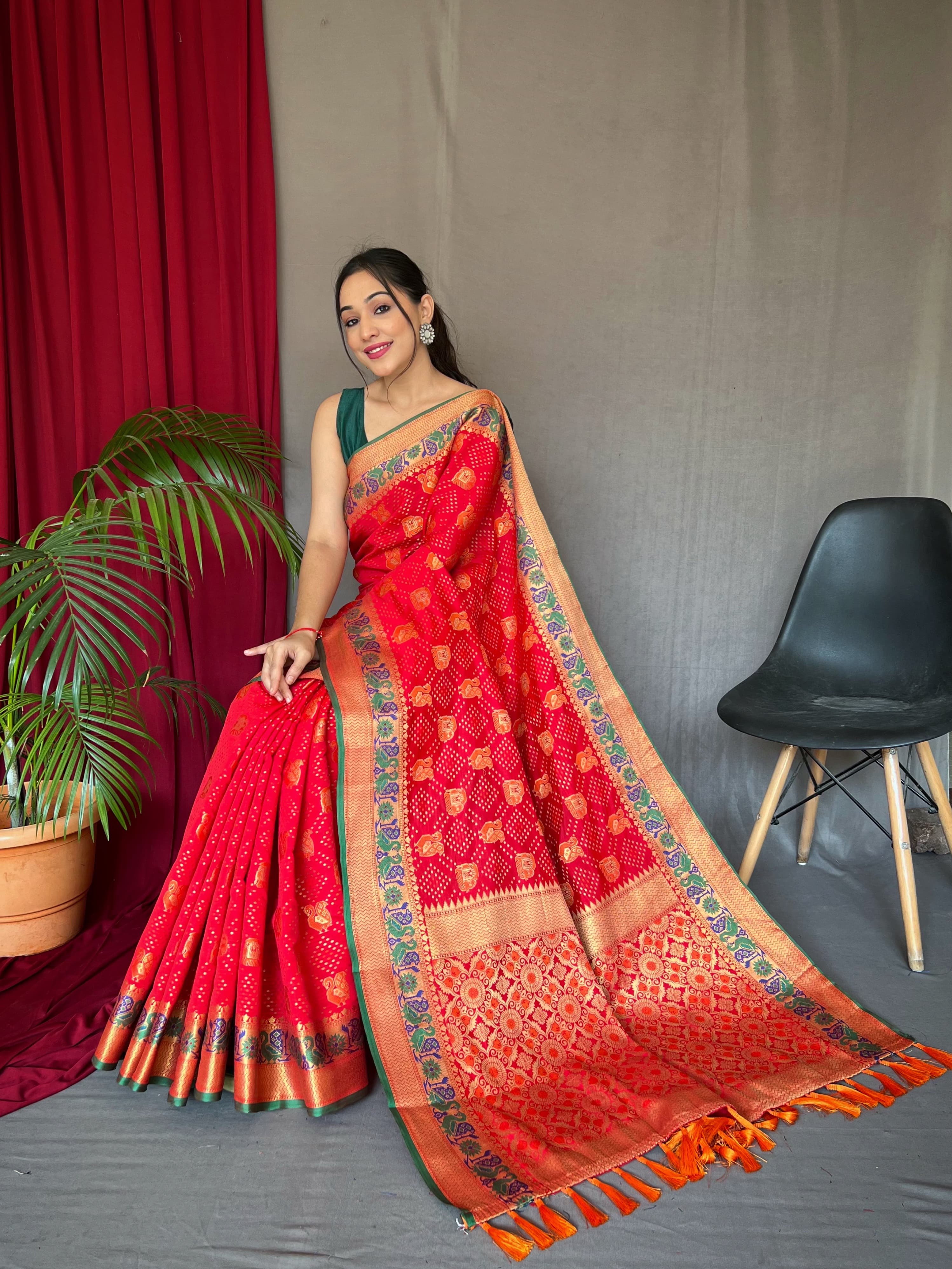 Aaradhya Patola Silk Saree