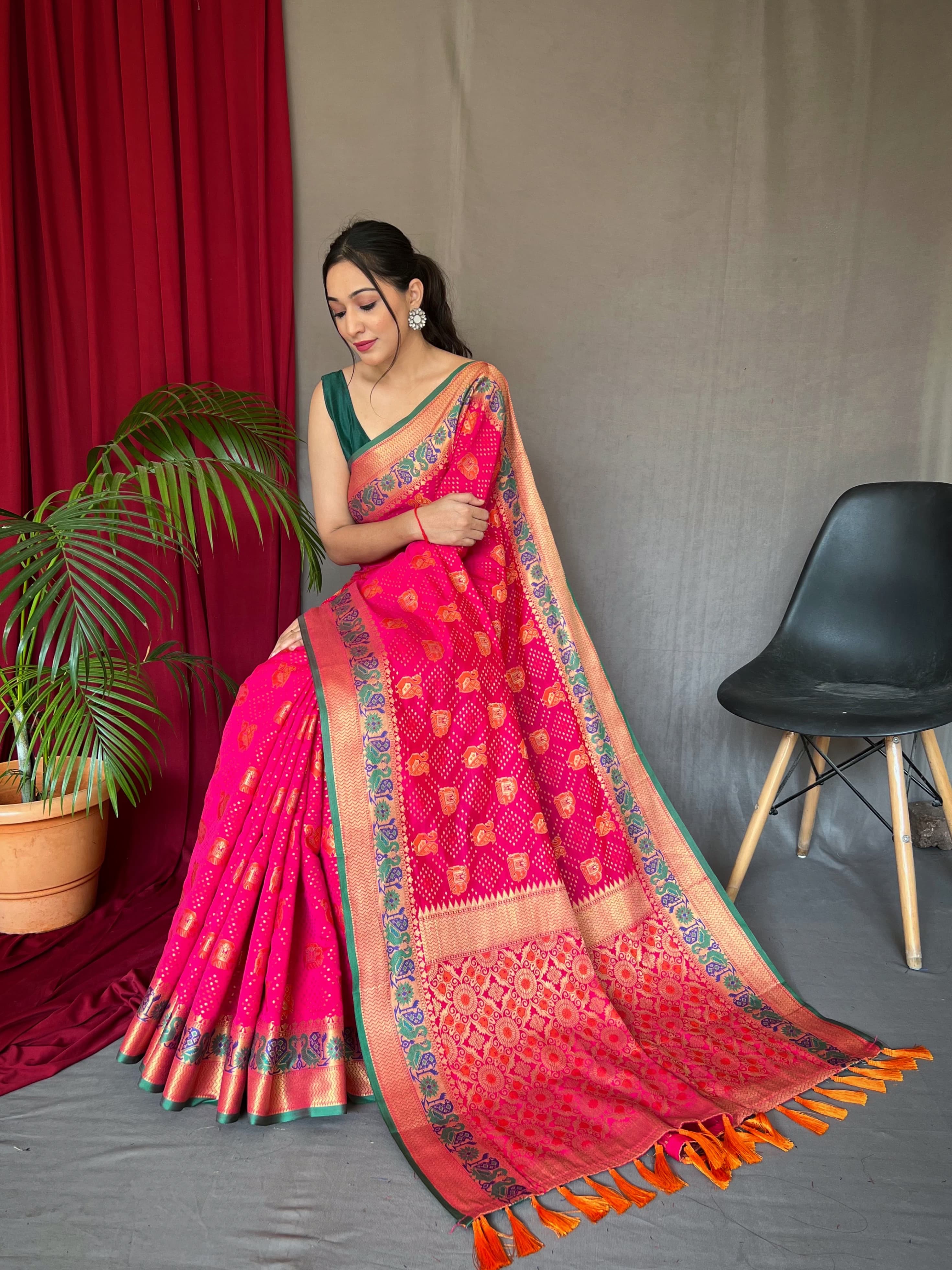 Aaradhya Patola Silk Saree