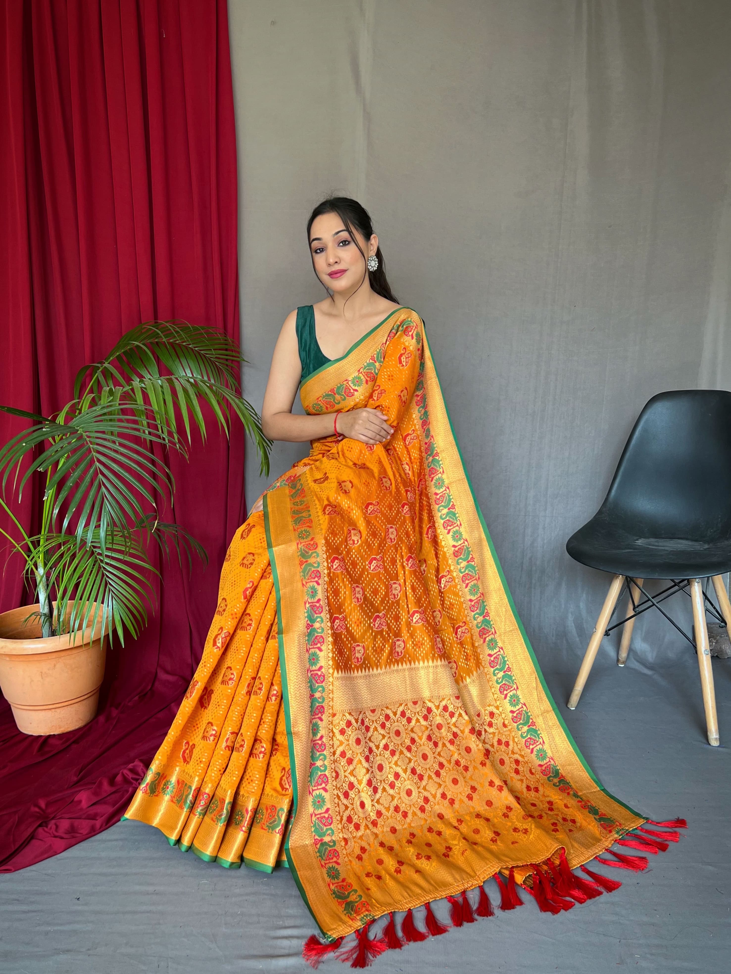 Aaradhya Patola Silk Saree