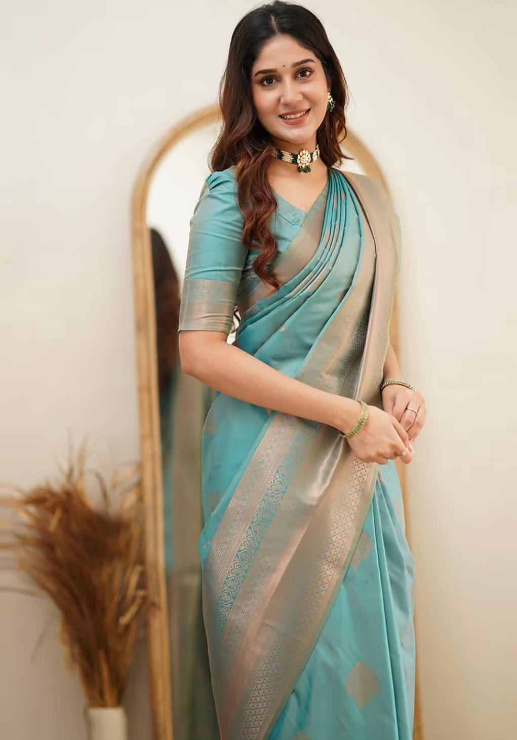 Soft Lichi Silk Saree with Rich Pallu & Jacquard Weave