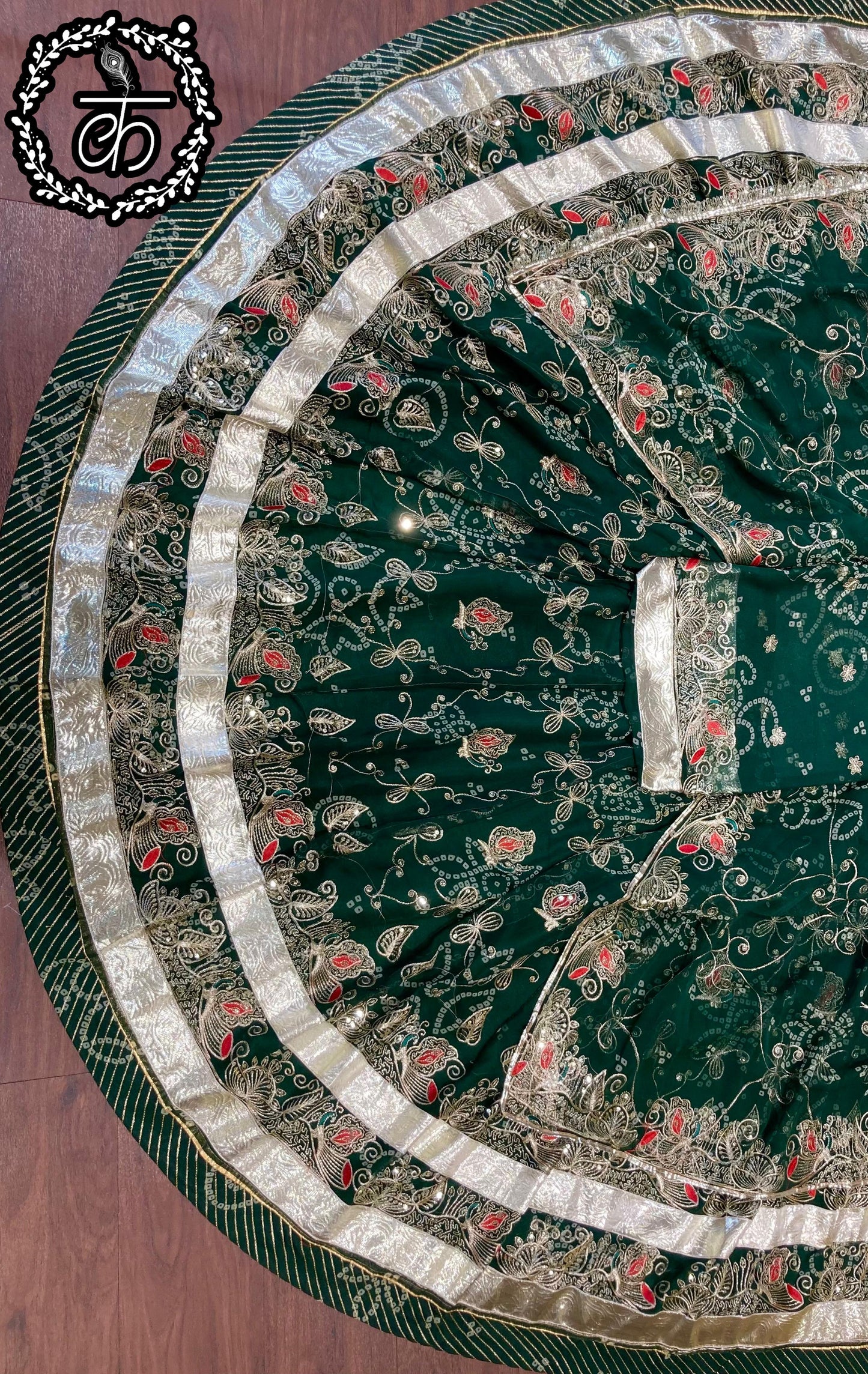 Royal Odhani with Zari Work