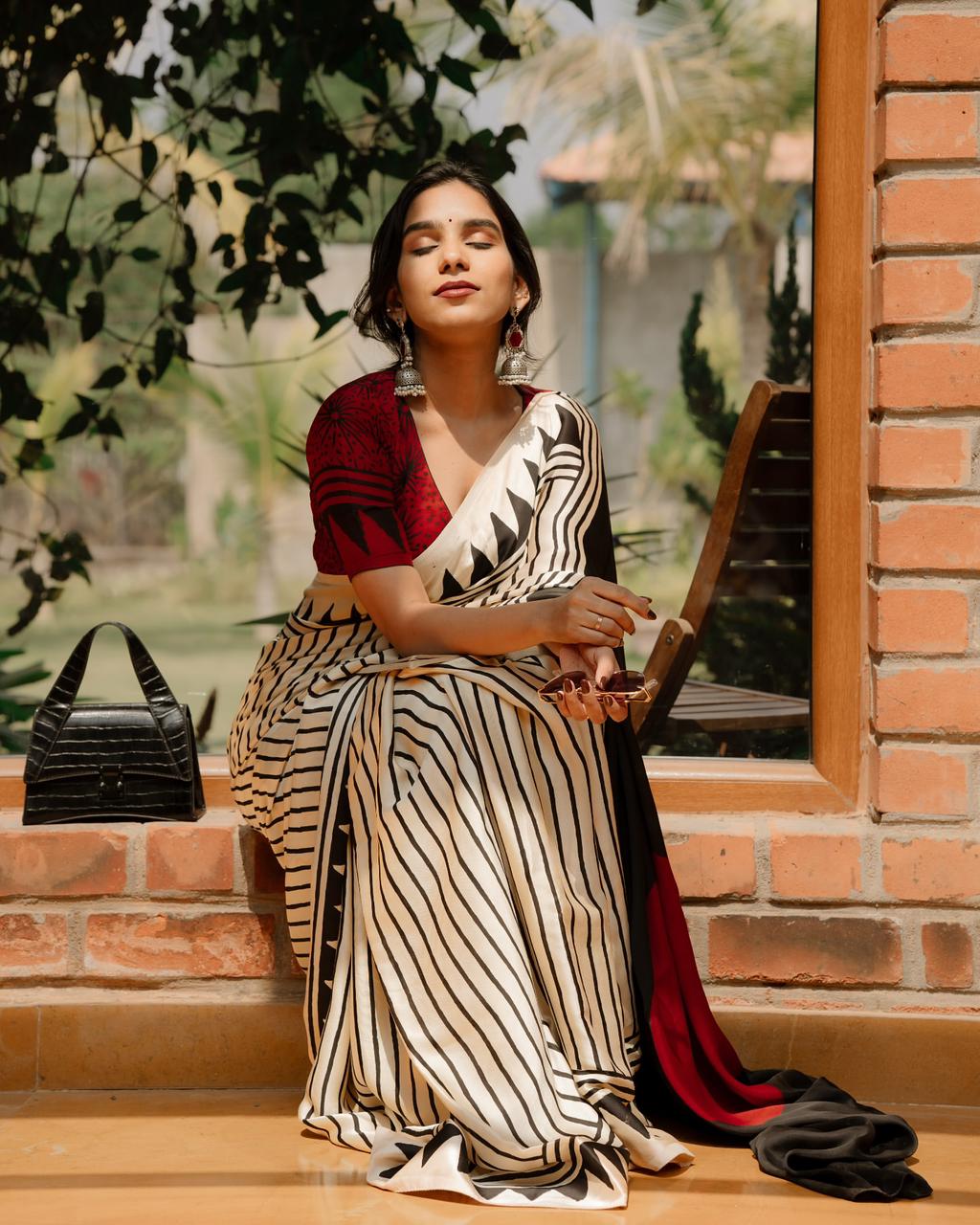 Ajrakh Bandhani Gajji Silk Saree- Ivory White